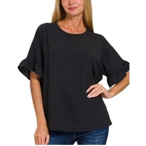 NWOT Zenana M black round neck top with cinched short sleeves.